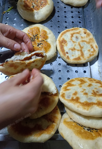 红糖芝麻馅饼
